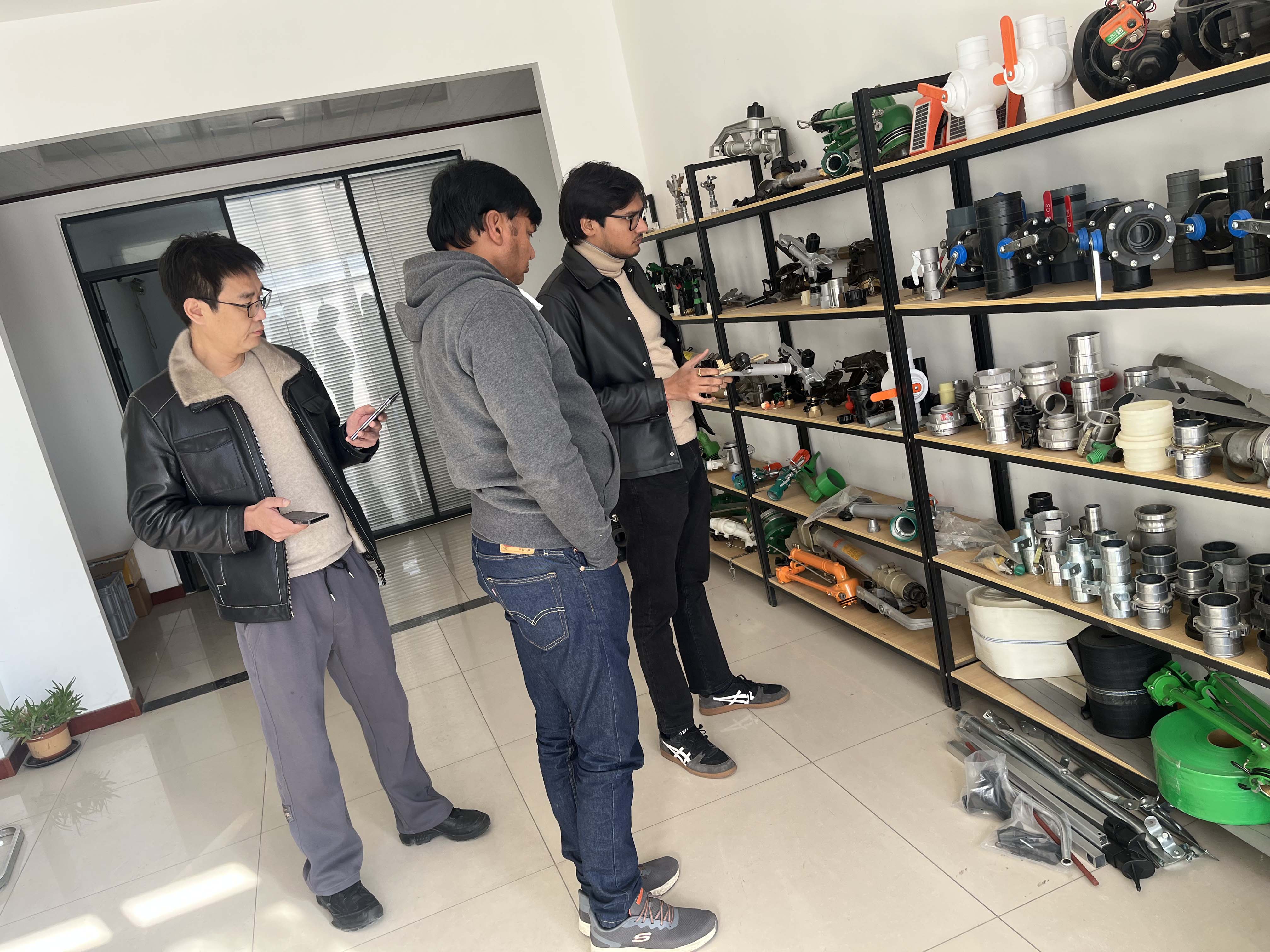 金山NS40 涡轮喷枪获客户青睐 洽谈批量合作